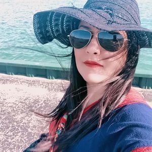 Meet your Posher, Sohni